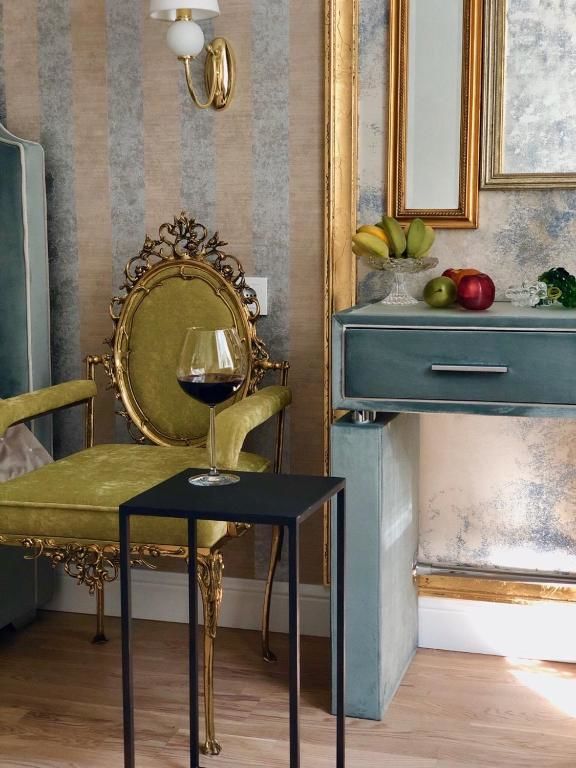 Апартаменты SO Charming apt near Victory square in downtown Минск